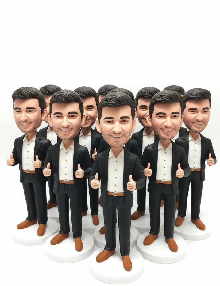 Wholesale bulk bobbleheads – 10 to 2000 identical custom bobblehead Wholesale bulk bobbleheads – 10 to 2000 identical custom bobblehead